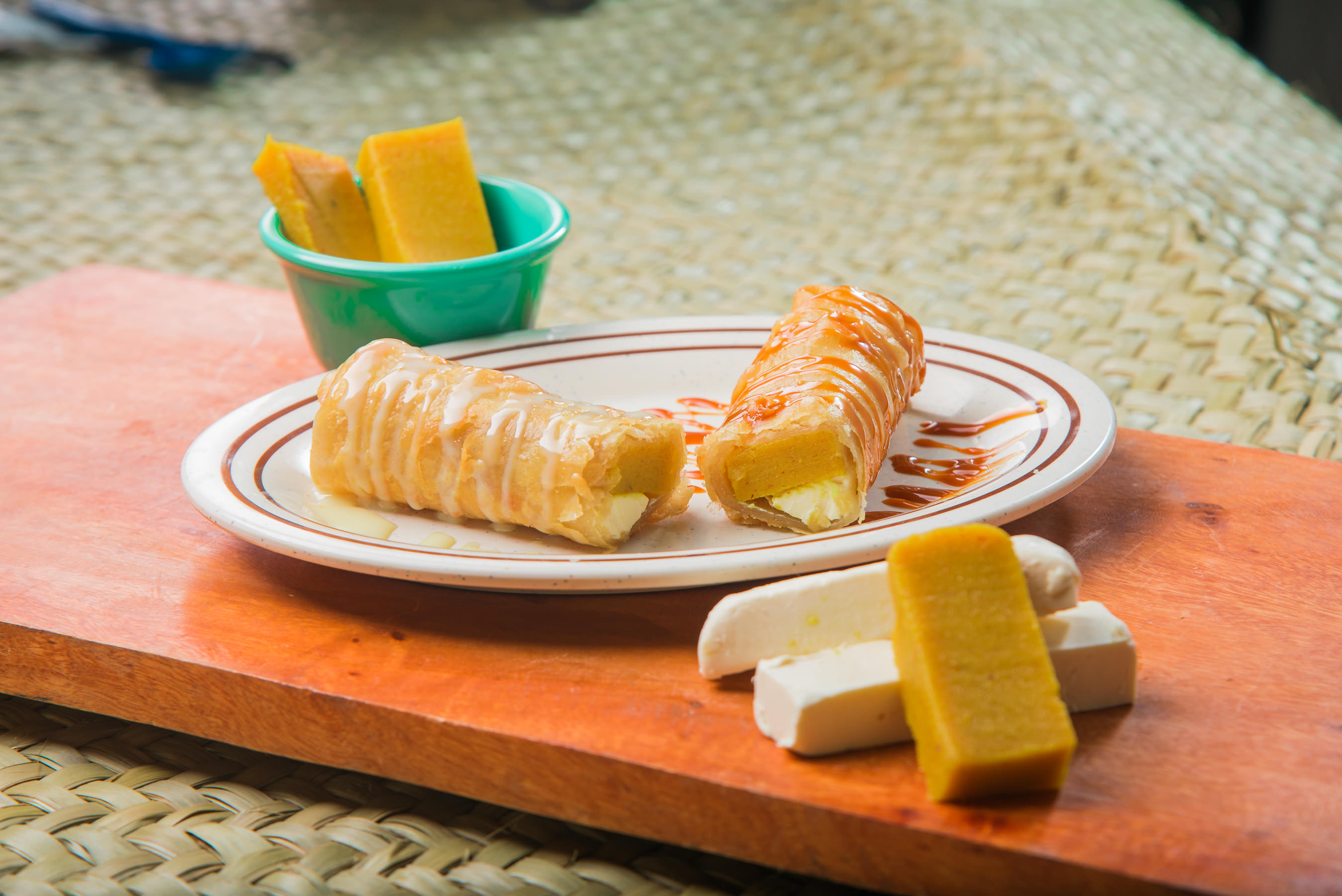 Flauta de ate con queso crema