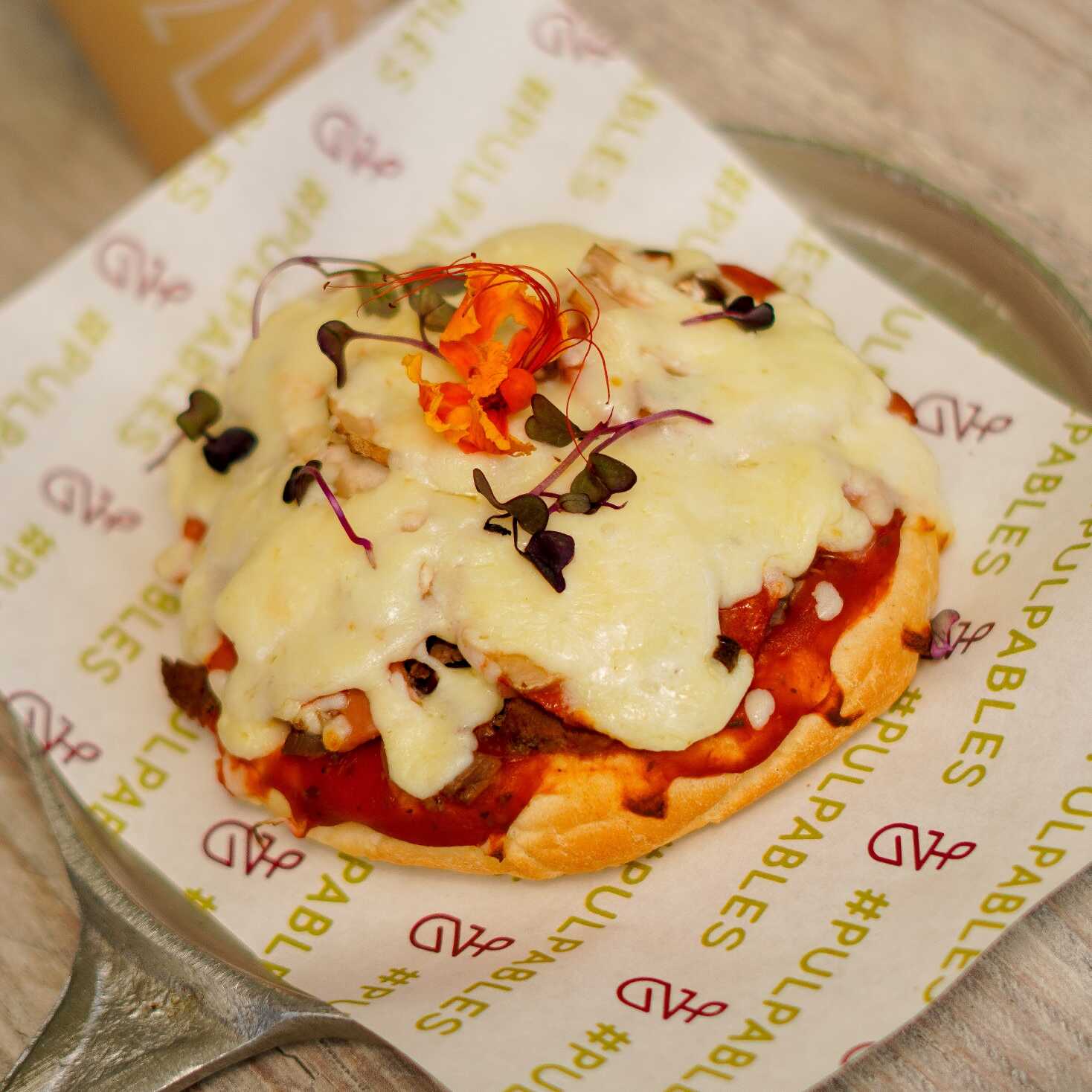 Pizza Mediterránea