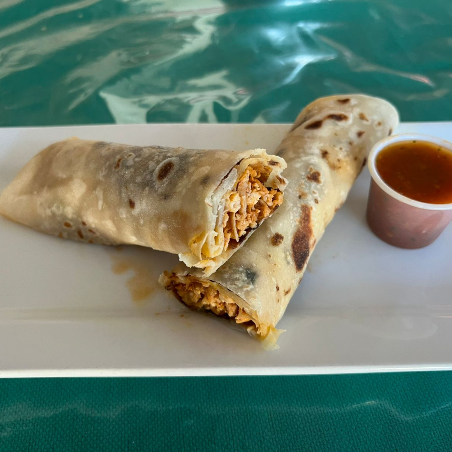 Burrito De Harina con Rajas Con Crema