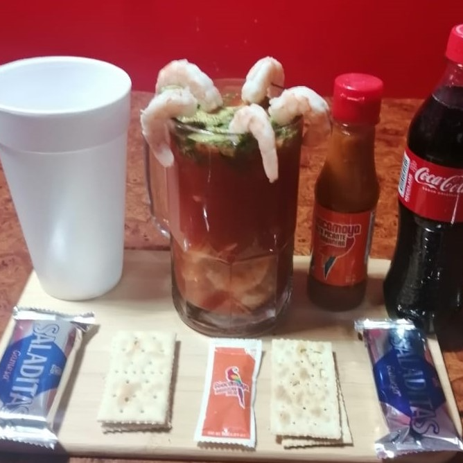 Cóctel de CAMARON mediano (473ml)(16 onzas)
