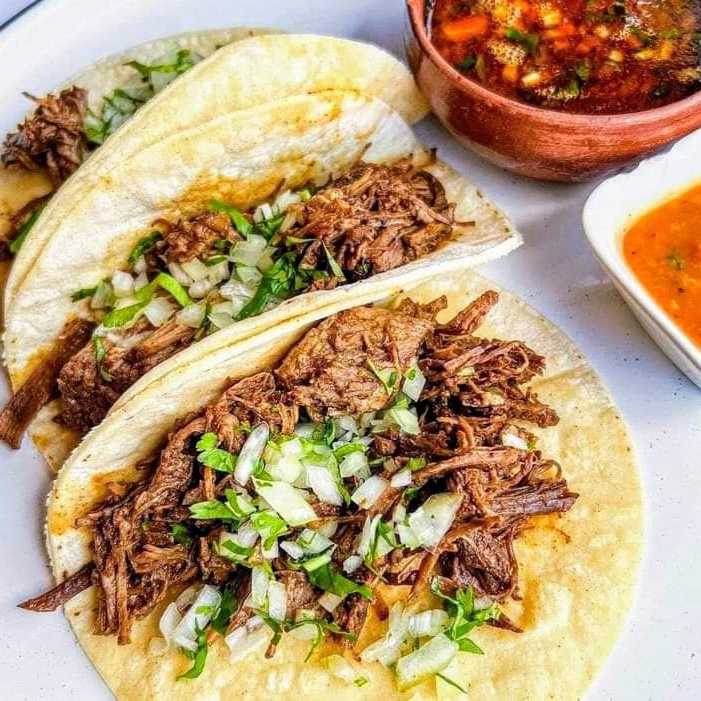 6 TACOS DE BIRRIA