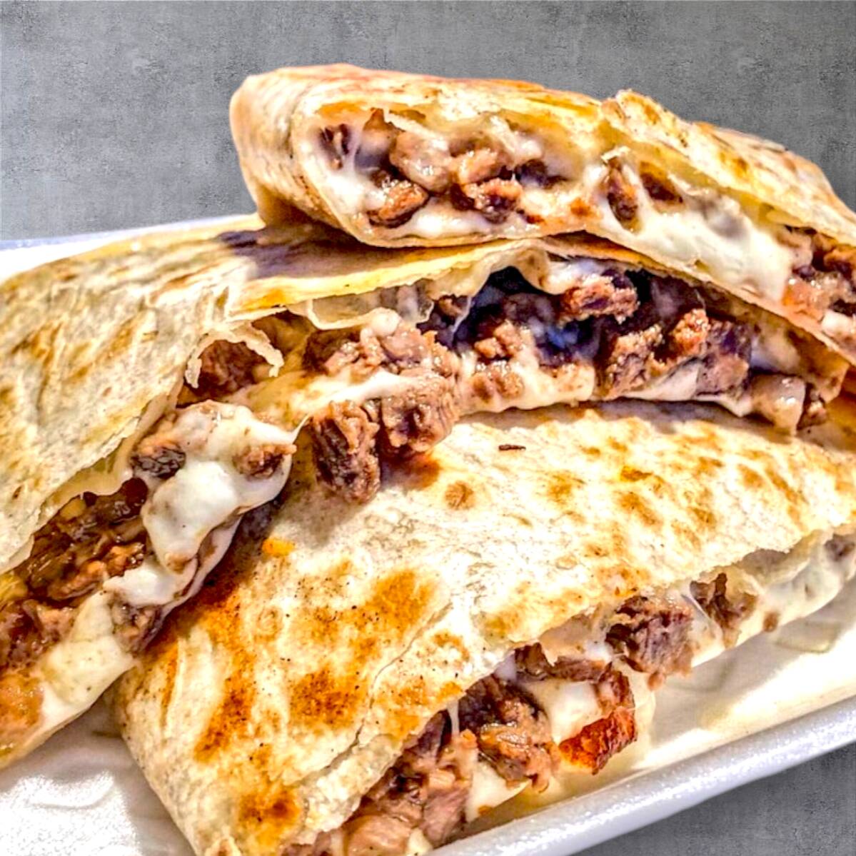 Suiza + Quesadilla De Al Pastor