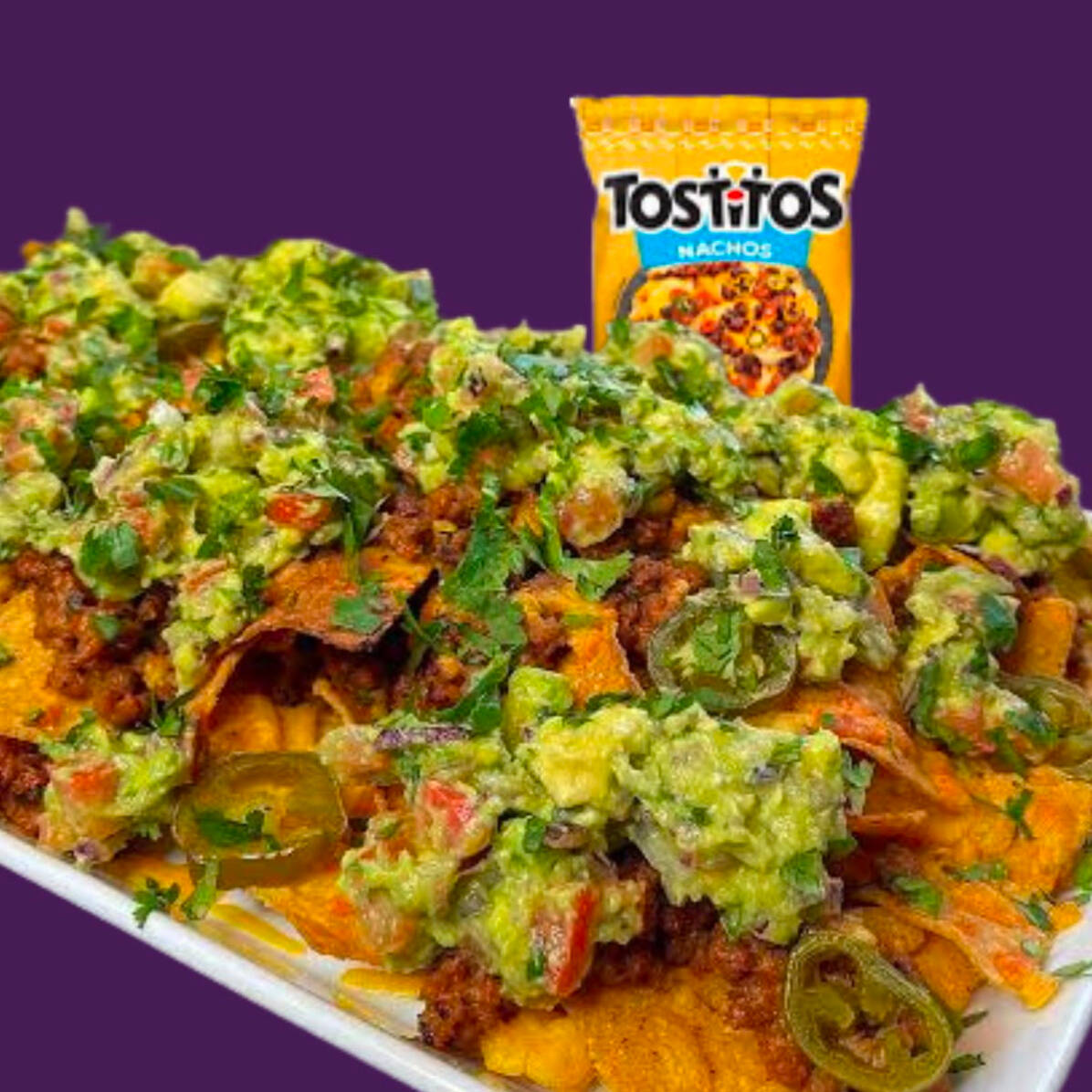 Nachos con Carne y Guacamole