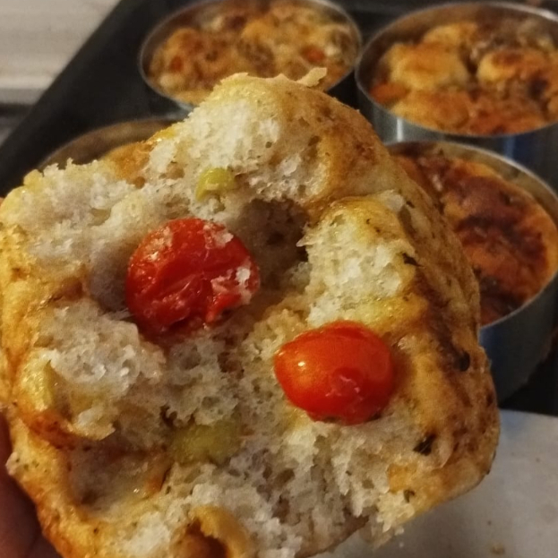 Foccacia con Huevos Apastelados