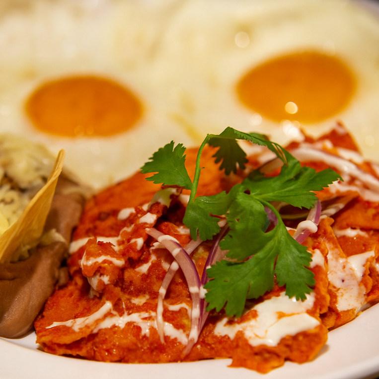 CHILAQUILES ROJOS