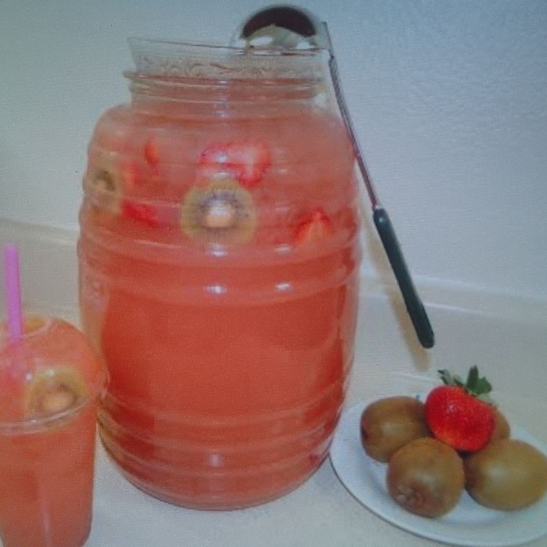 Agua de 500ml de Fresa con Kiwi