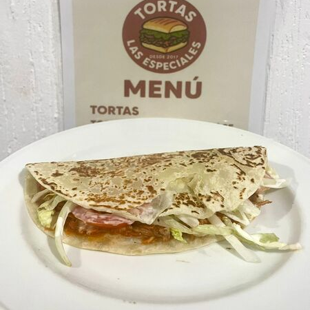 QUESADILLA DE PIERNA