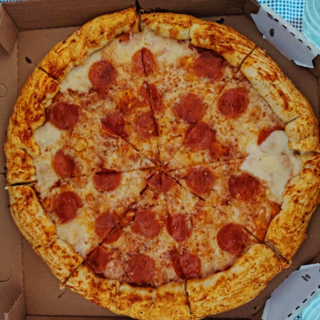 Pizza Orilla de Queso Peperoni Grande