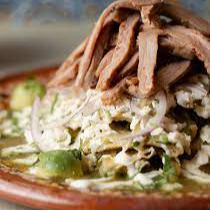 CHILAQUILES CON ARRACHERA + BEBIDA GRATIS