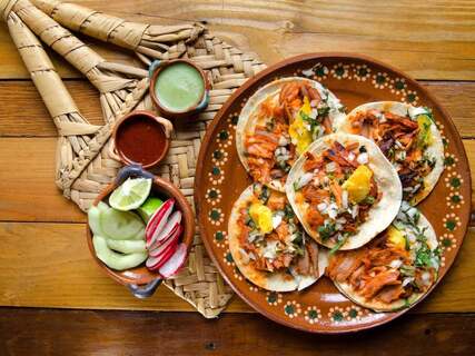 Orden de 5 Tacos al Pastor Estilo Norte