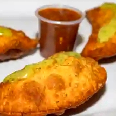 EMPANADAS DE CHORIQUESO (3 PZAS)