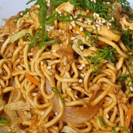 Yakisoba pollo