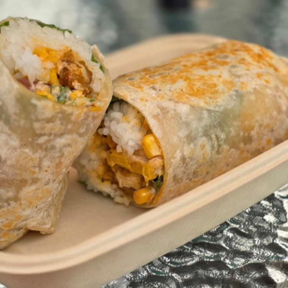 Wrap Pollo Finas Hierbas + Agua del Día