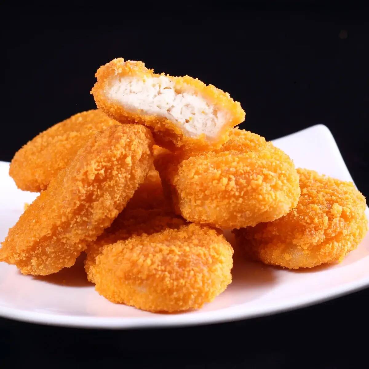1O UNIDADES DE EMPANADOS DE FRANGO PEQUENOS, ASSADOS, SEM OLÉO, MAIS SAUDAVEIS