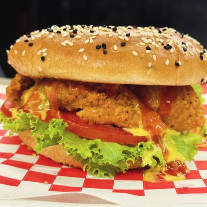 Hamburguesa De Tender + Papas
