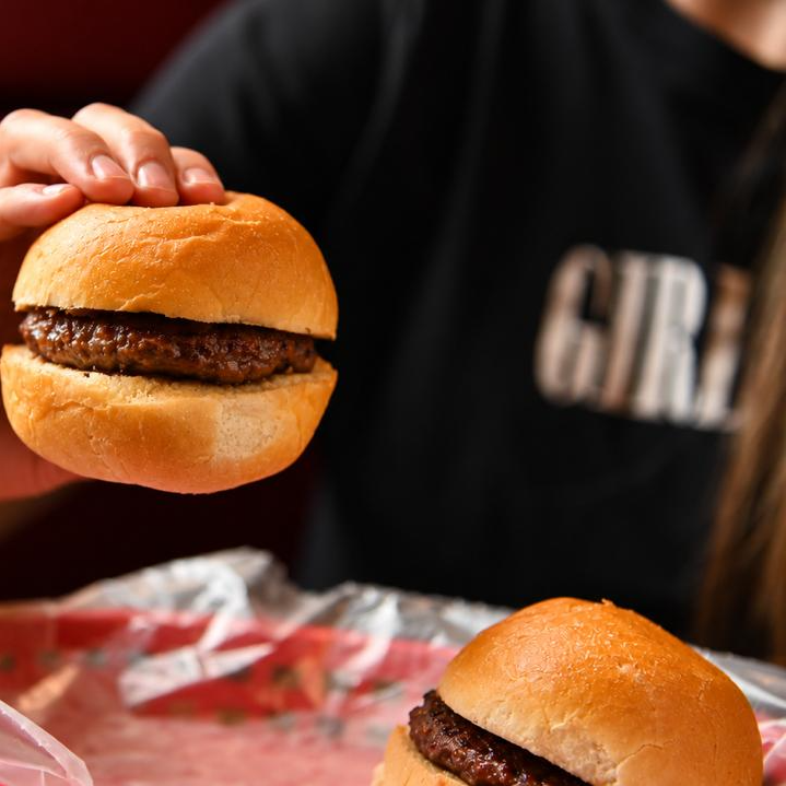 2 Mini Burgers