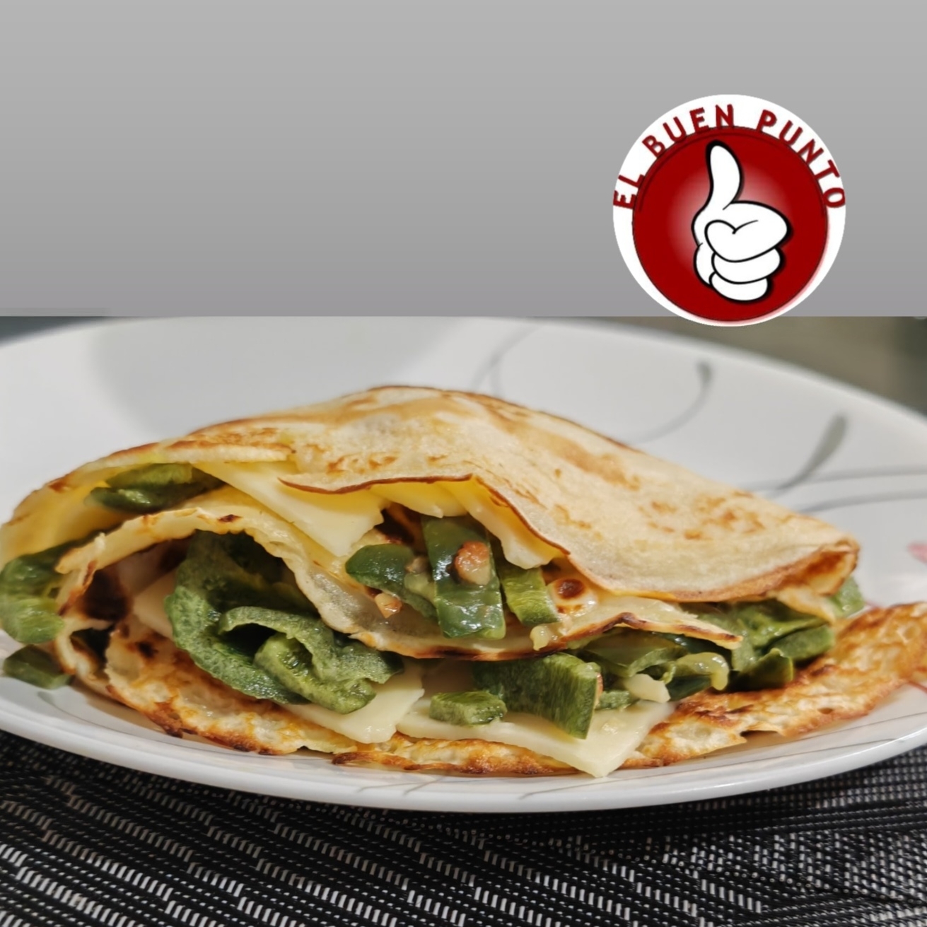 Crepa de rajas con queso