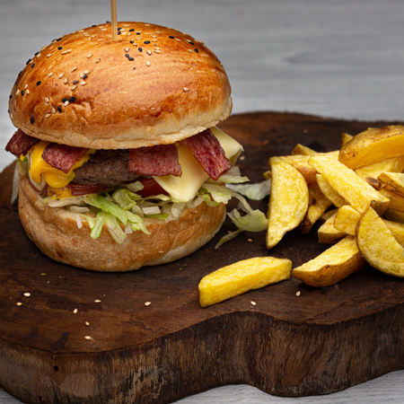 Cheese Bacon Burger