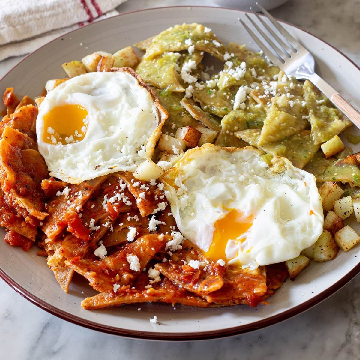 Chilaquiles con Huevo