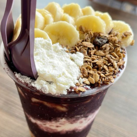 Açaí, Leite Ninho, Granola e Banana