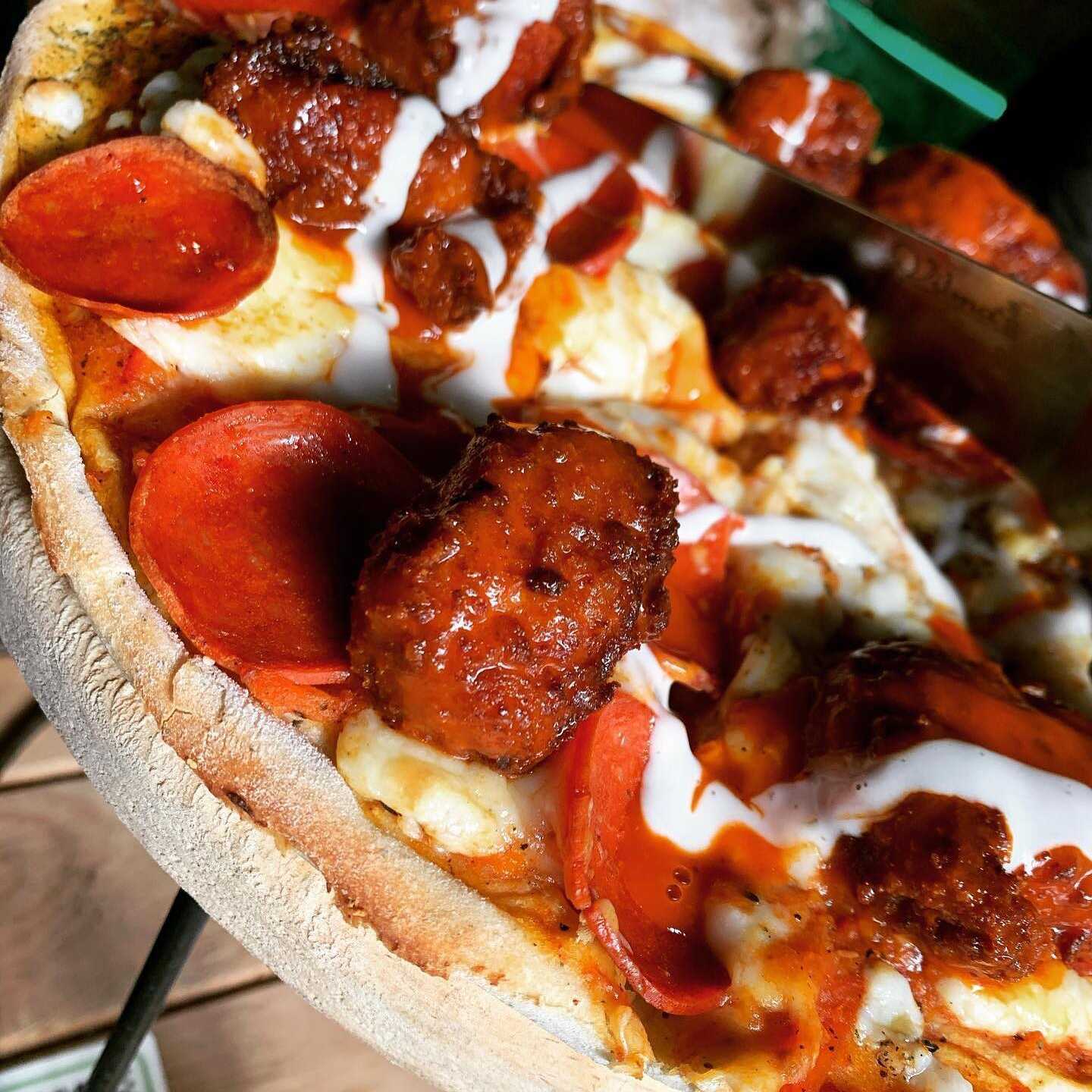 Pizza Boneless