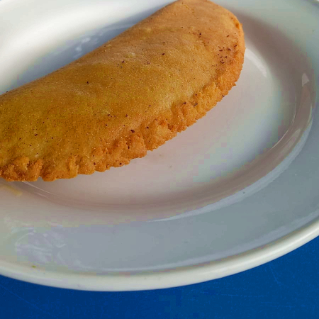 Empanada de pollo arreglada