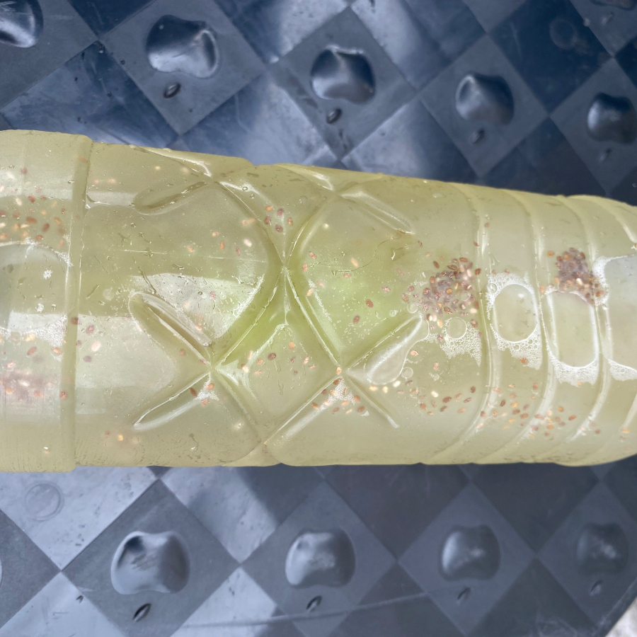 Agua de pepino, limon y chía