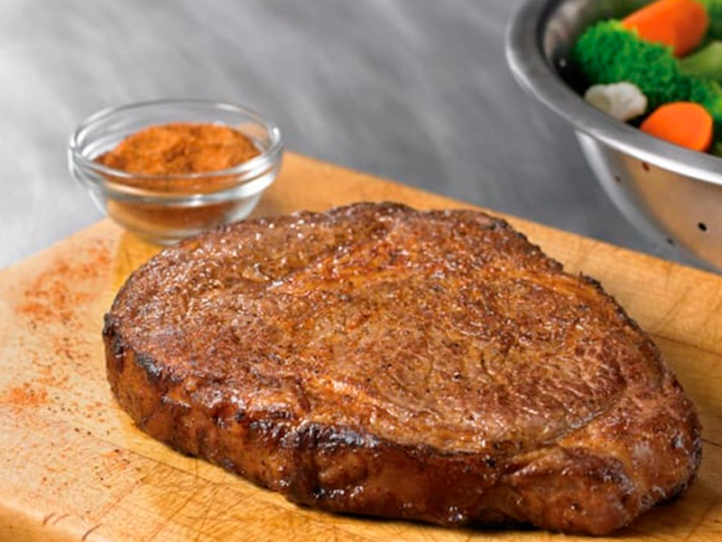 325g da parte mais gostosa da costela bovina, com o bold flavour inconfundível na chapa com tempero tradicional. Contém lactose.
Sem Glúten