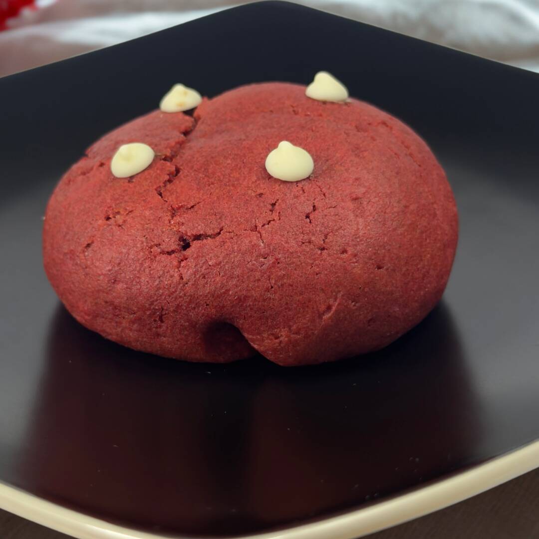 Cookie Red Velvet con Chips de Chocolate Blanco