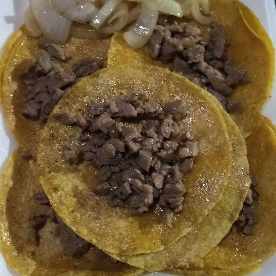 2 ordenes de tacos de bistec