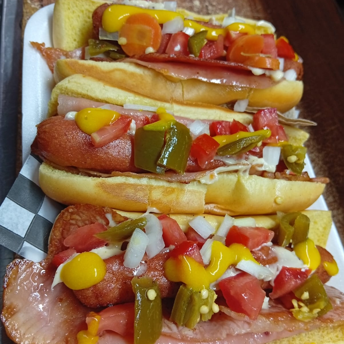 HORDEN DE 3 HOT DOGS ESPECIALES