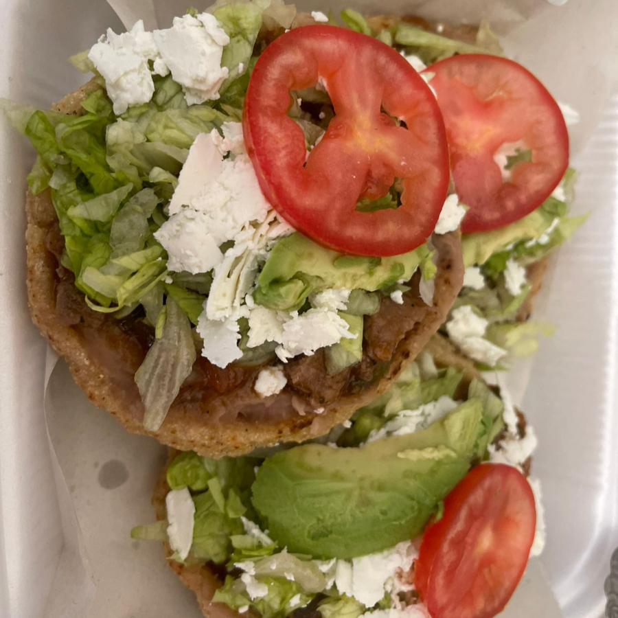3 SOPES CON PICADILLO