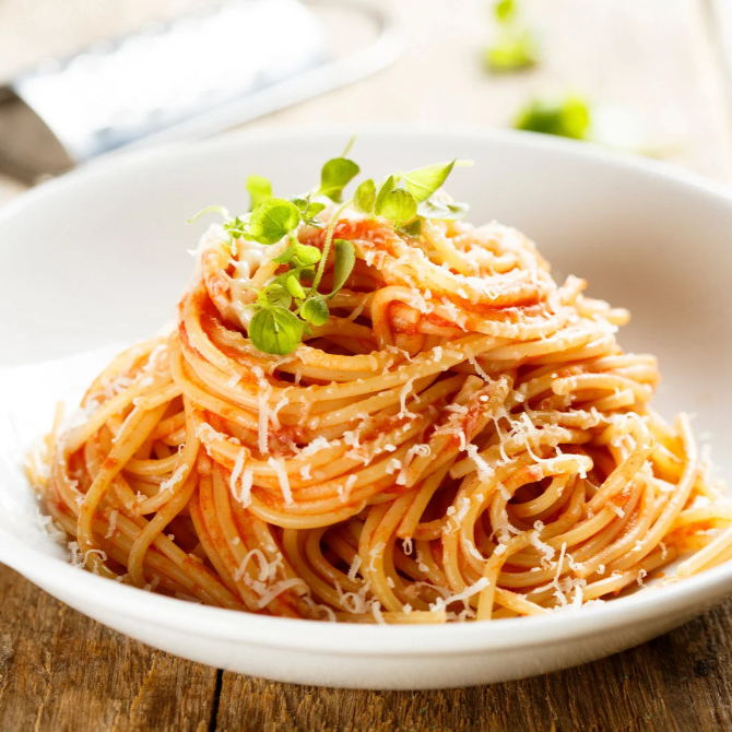 ESPAGUETI POMODORO