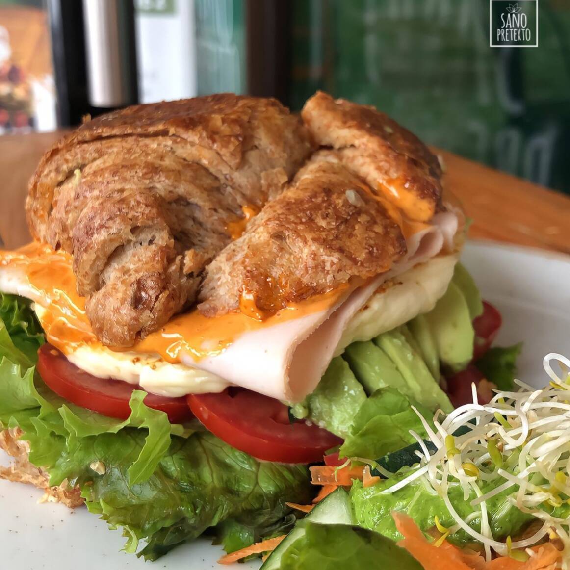 Croissant de Jamon y Queso
