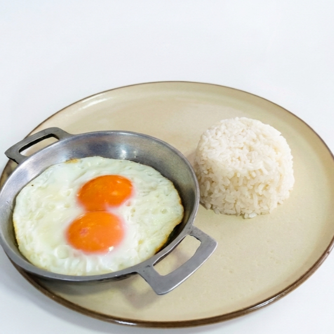 Huevos con Arroz