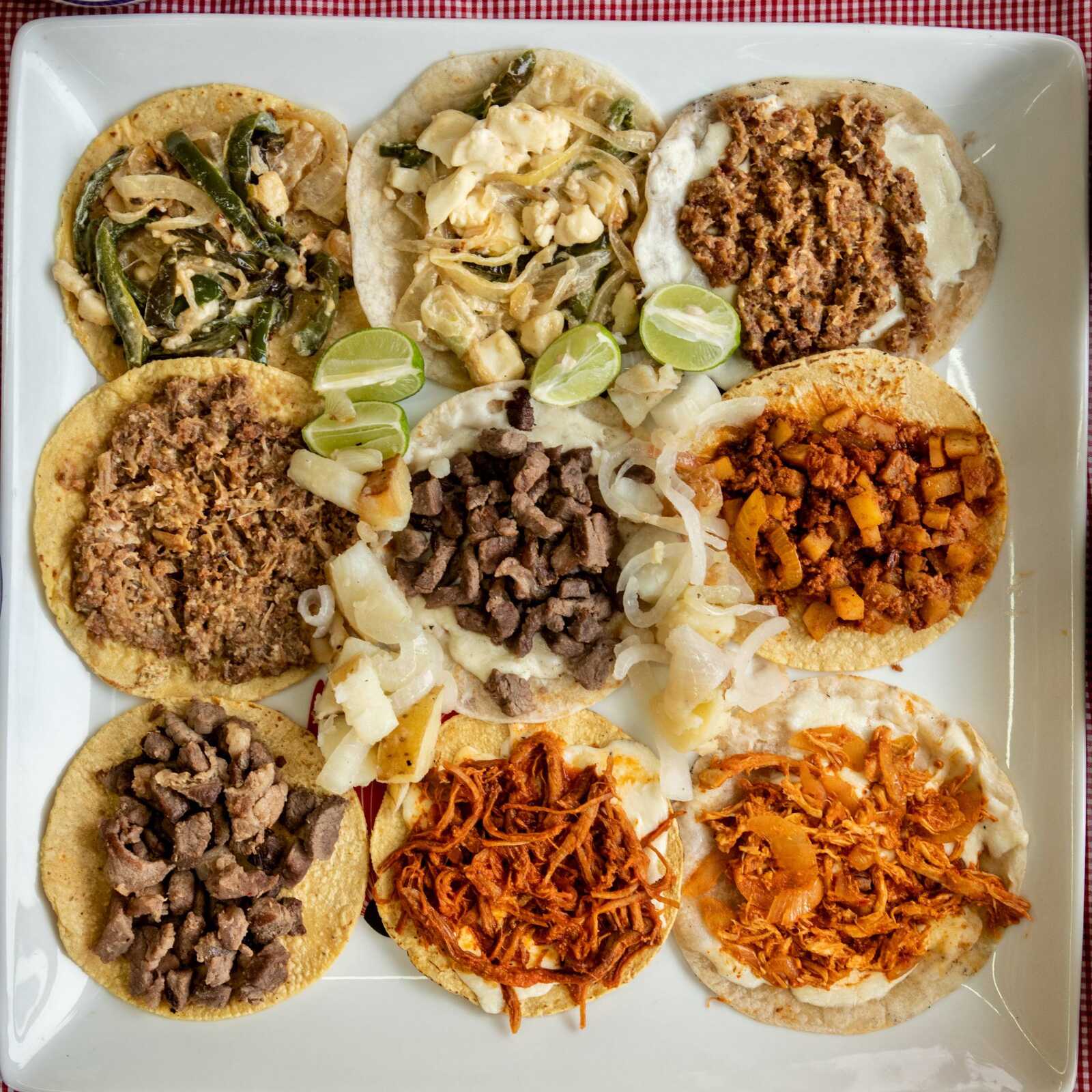 Taco de Guisado al Gusto