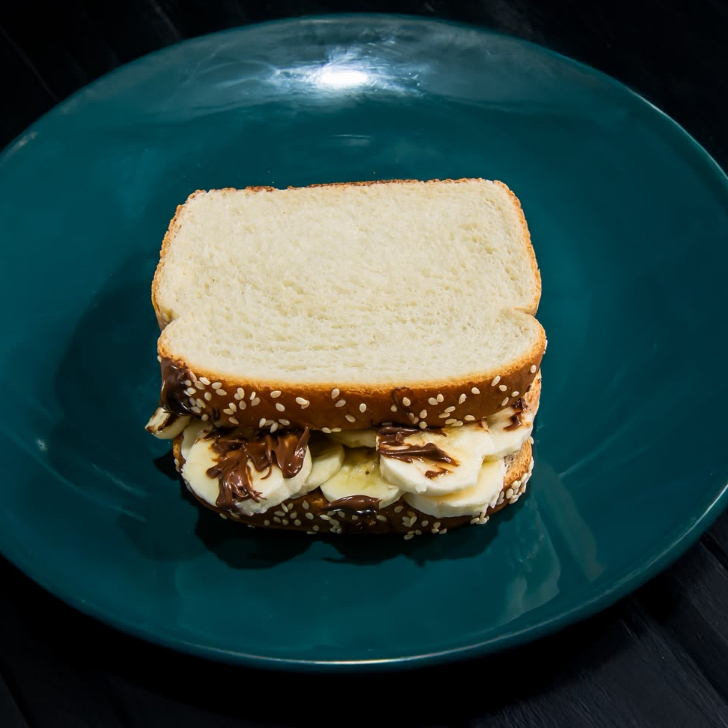 Combo Sandwich Platano Nutella