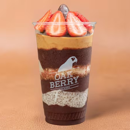 Copo de açaí 720 ml: sugerimos a escolha de até 6 toppings. Nossos oaks são enviados montados - toppings não poderão ser enviados à parte – foto ilustrativa