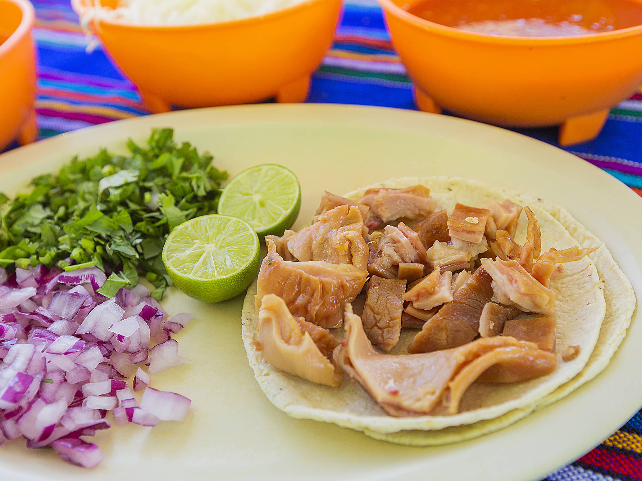 3 TACOS BLANDITOS CON CARNE