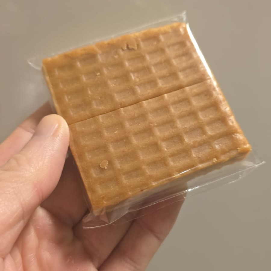 Tablet delicioso de doce de amendoim Piá Bão!