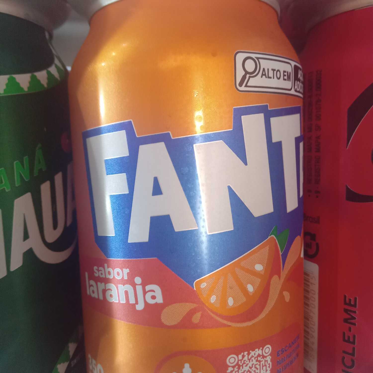 Fanta laranja lata 8.00 reais Serve até 1 pessoa...