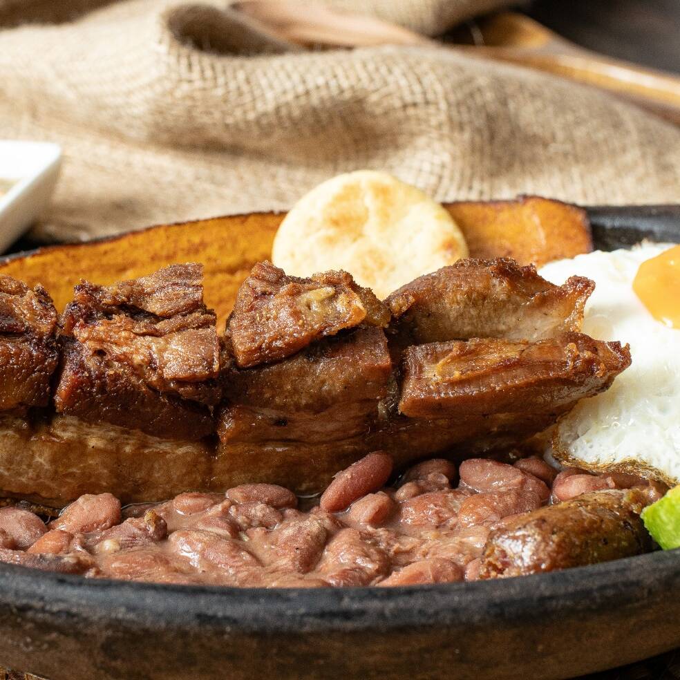 BANDEJA CIEN PATAS