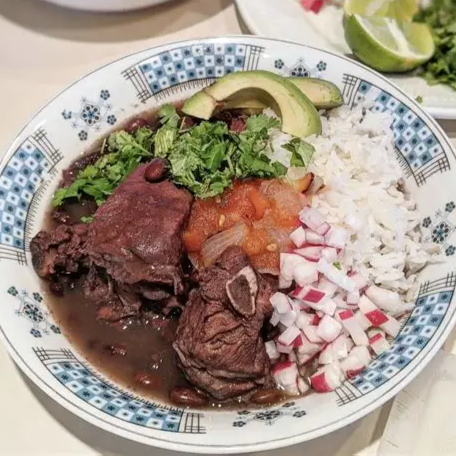 FRIJOL CON PUERCO