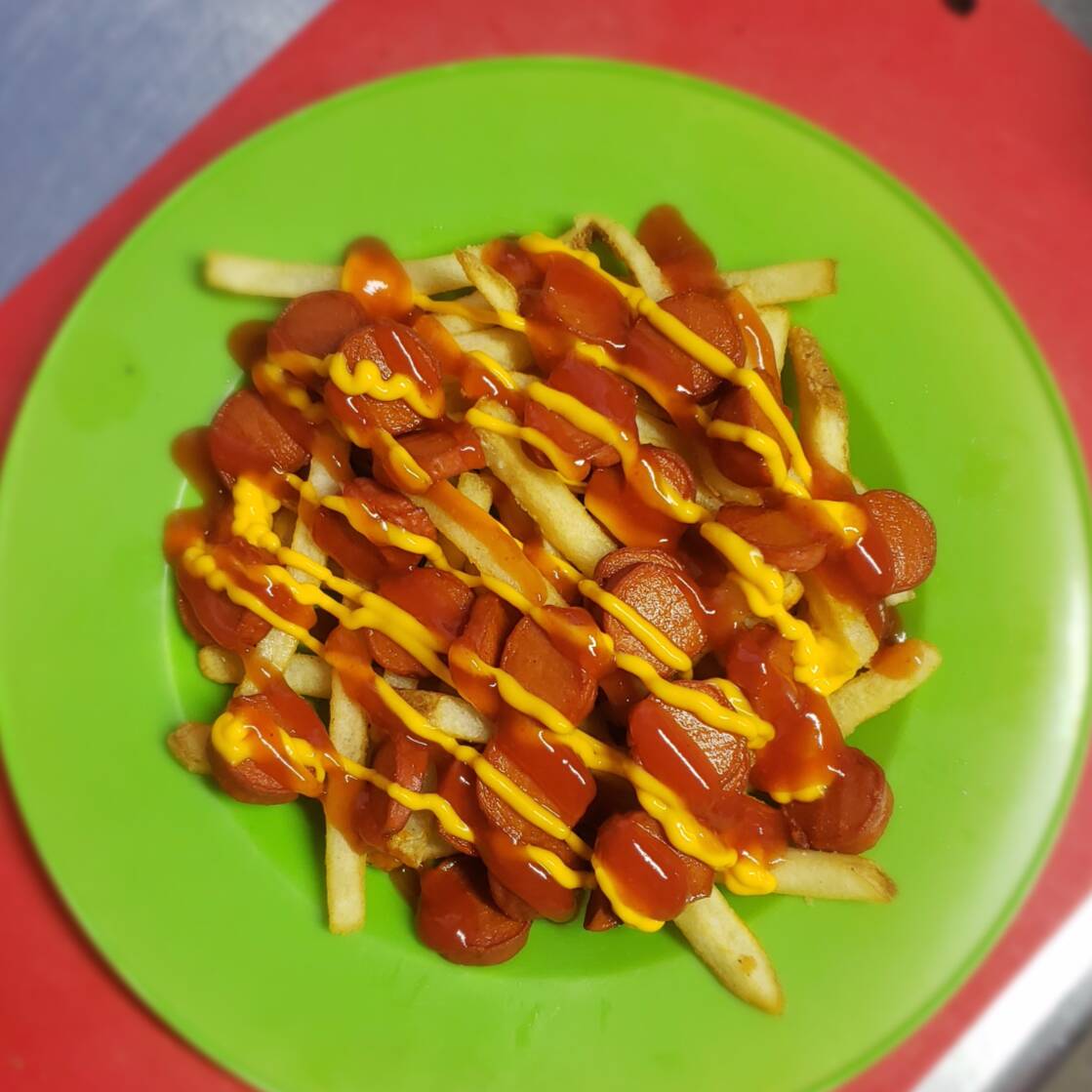 Salchipapas