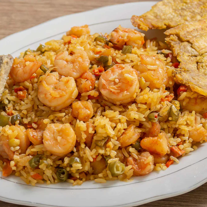 Arroz Camarones + Papas + Bebida
