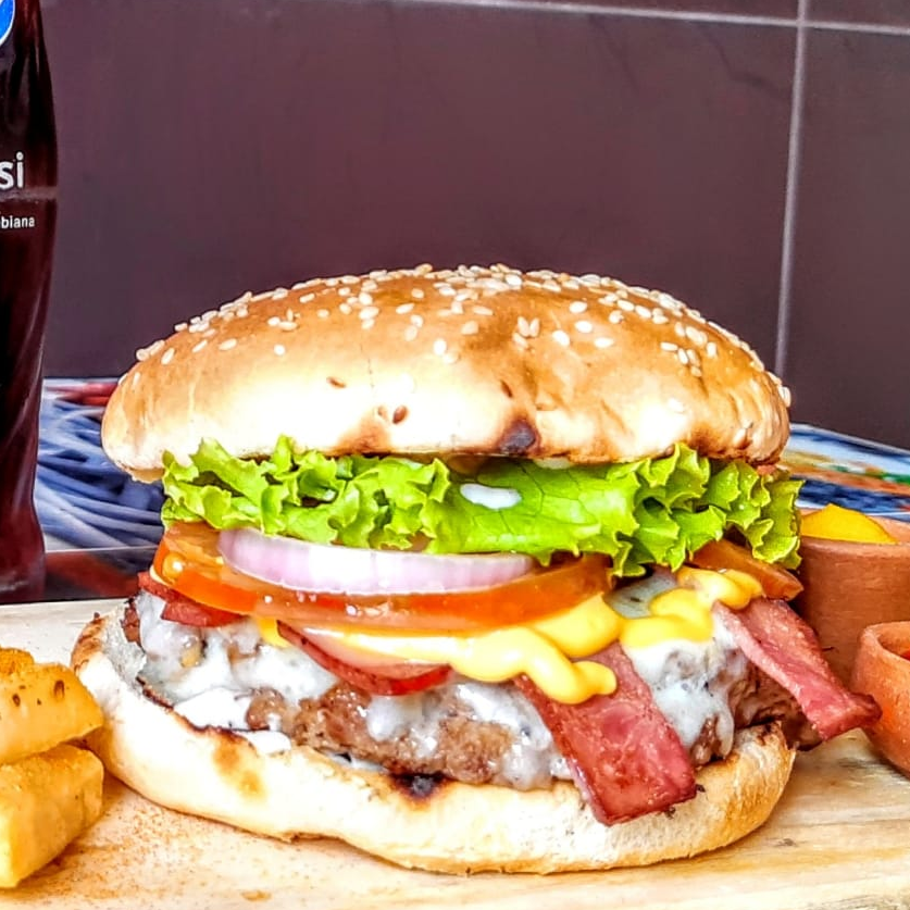 CANNIBAL 🍔 AMERICANA