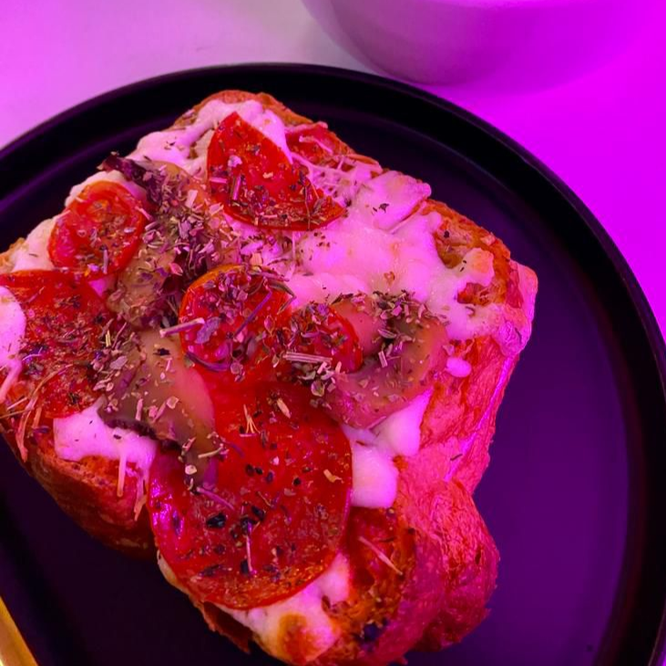 Pizza Lava Toast