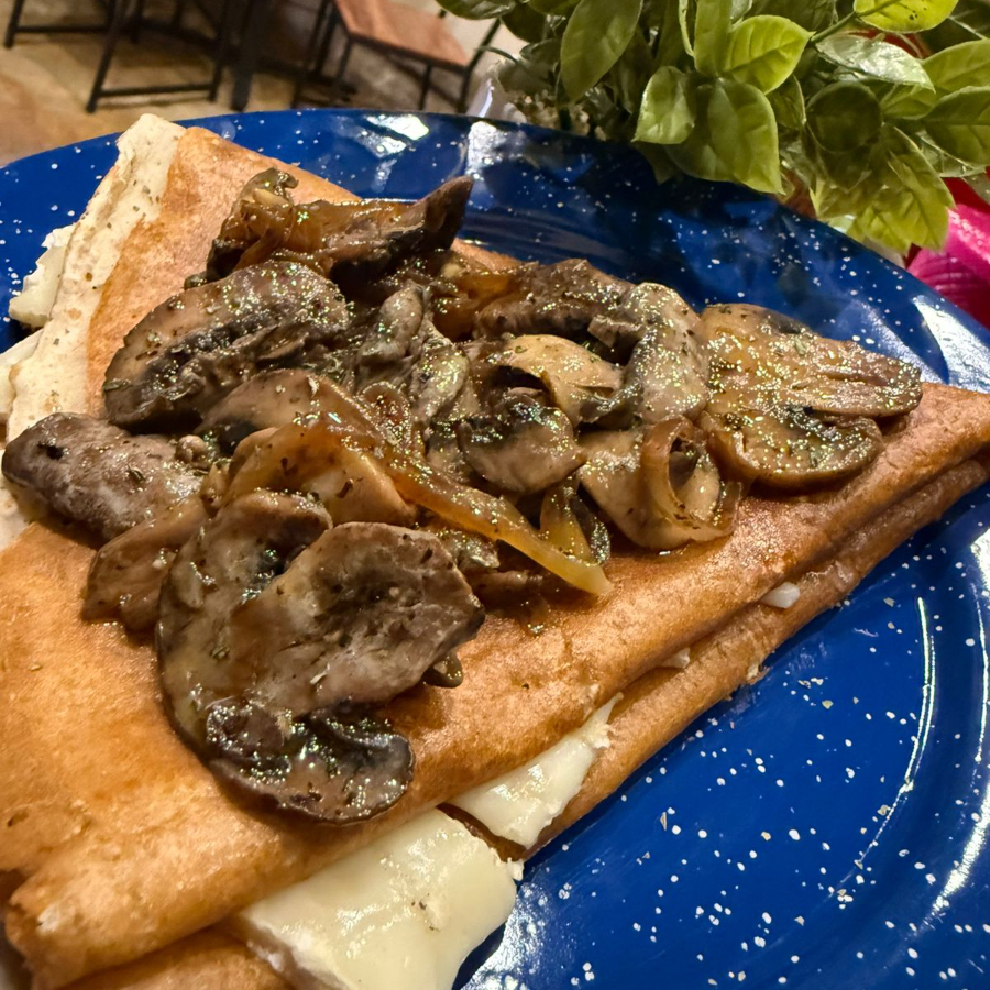 CREPA CHAMPIÑON Y QUESOBRIE