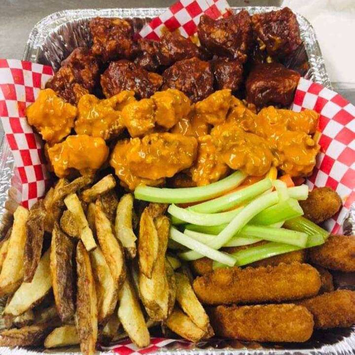 Charola Boneless y Dedos de Queso