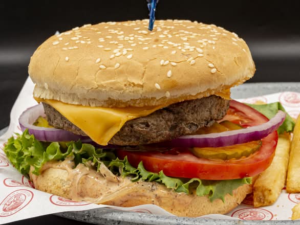 Hamburguesa de Res a la Parrilla